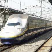 Most fans heading to Fuji Rock take the easy option and catch the Joetsu Shinkansen to/from the festival site.